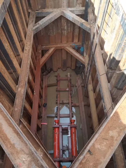 Trenchless Npd800mm Mixer Pipe Jacking Machine for Cobblestone Sand